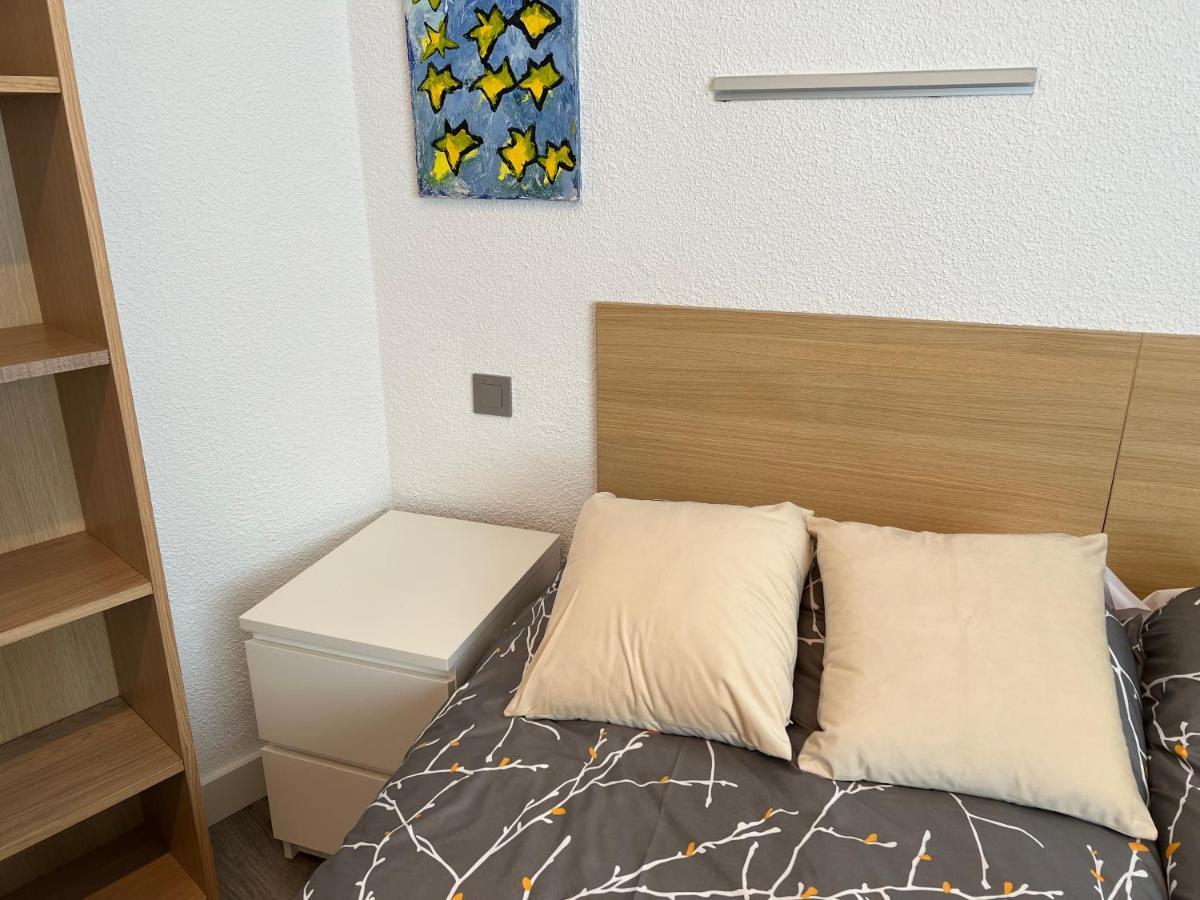 Habitacion Doble Con Bano Compartido En Pozuelo Dentro De Casa Tipo Boutique Pozuelo de Alarcon Bagian luar foto