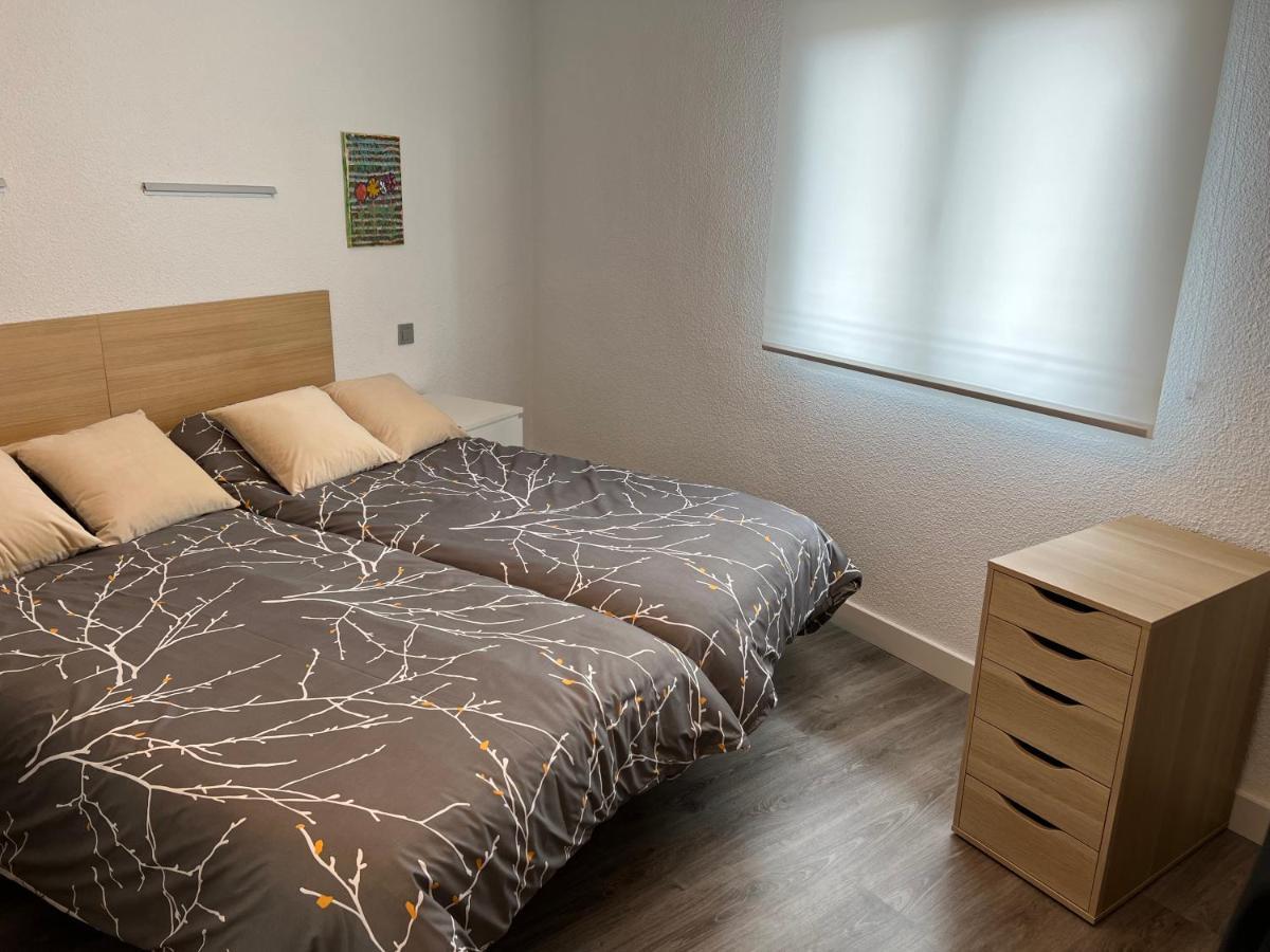 Habitacion Doble Con Bano Compartido En Pozuelo Dentro De Casa Tipo Boutique Pozuelo de Alarcon Bagian luar foto